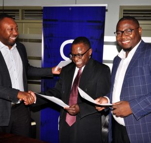 Raxio signs hamilton cloud services as the first customer